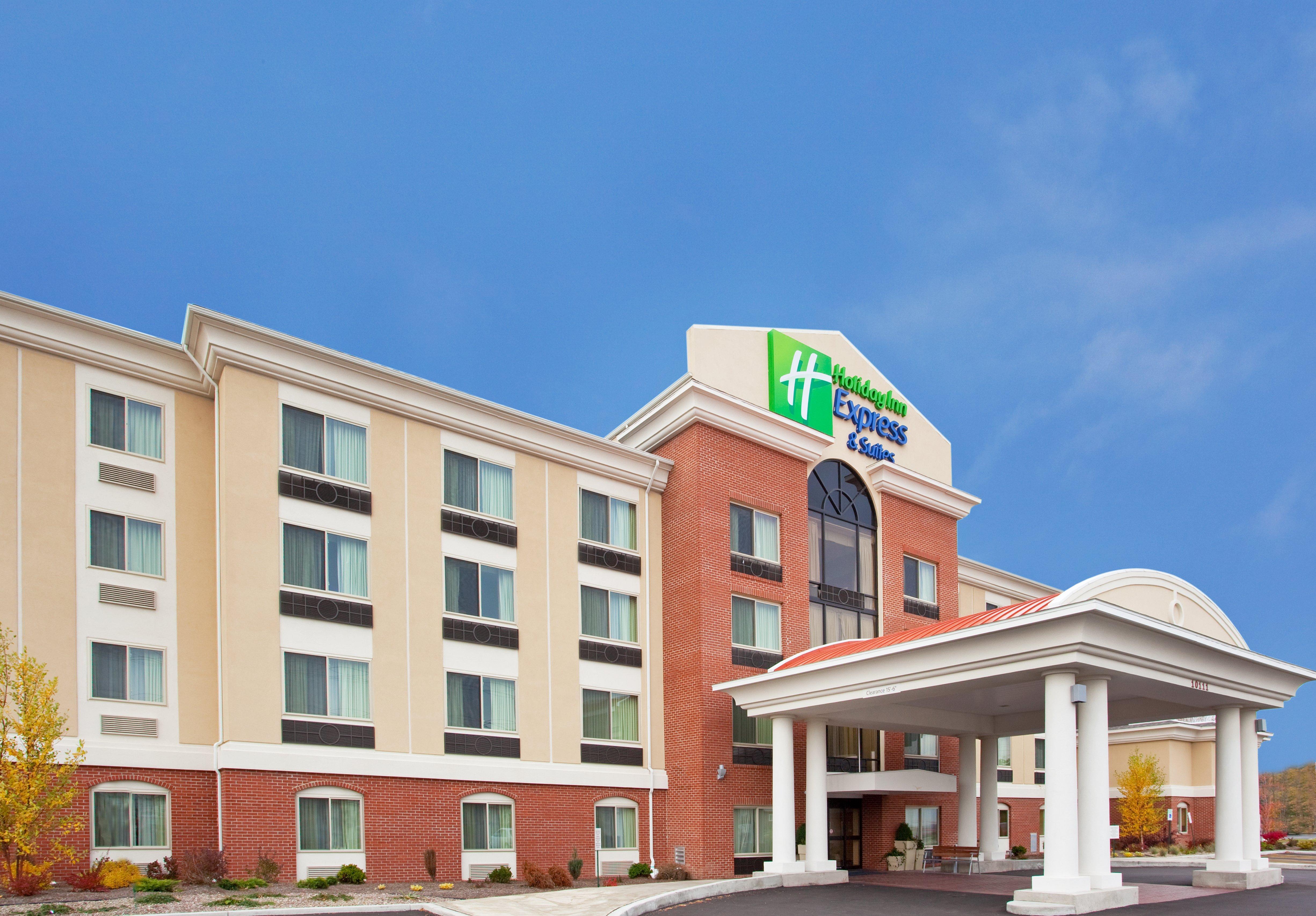 Holiday Inn Express & Suites Niagara Falls, An Ihg Hotel Екстер'єр фото