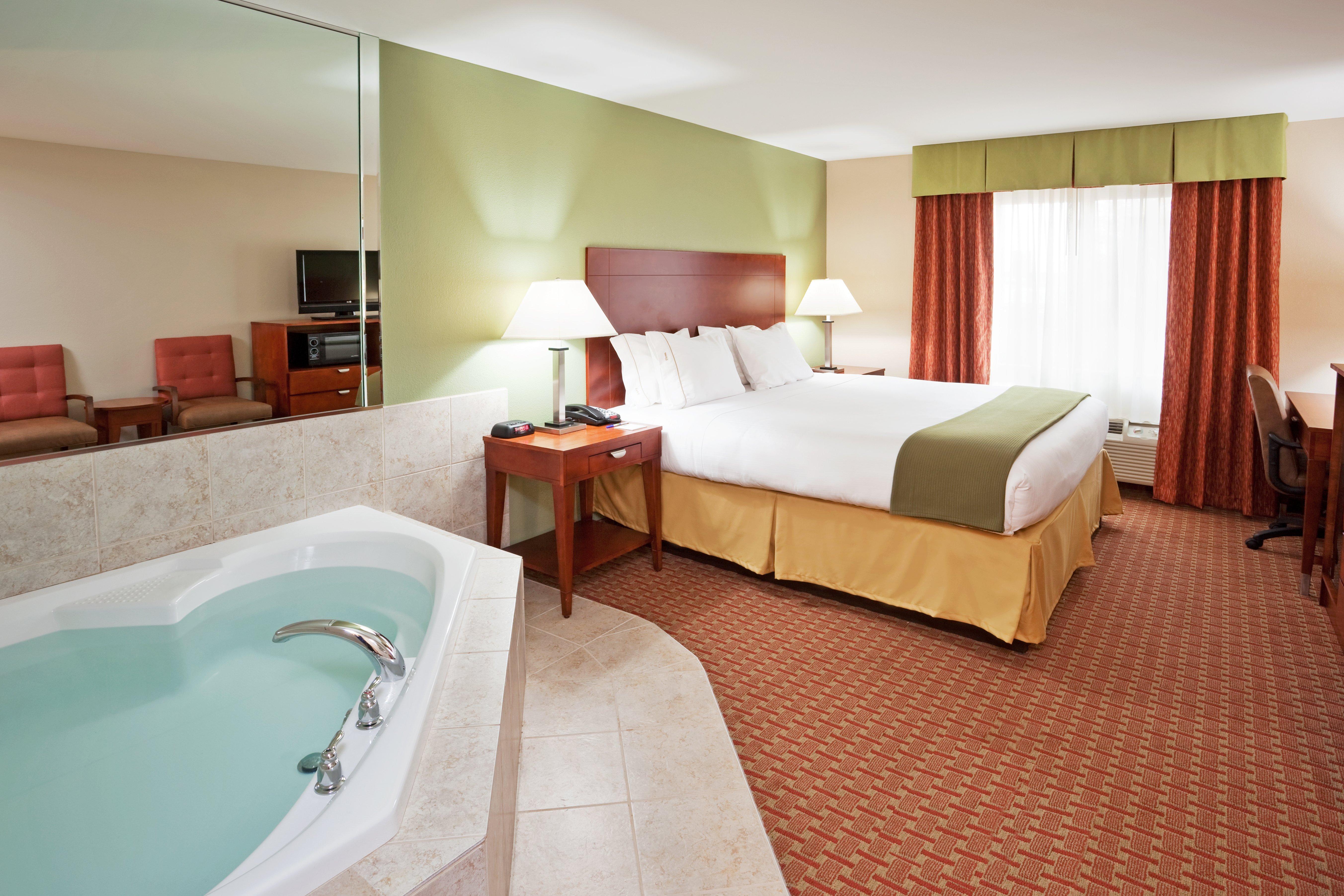 Holiday Inn Express & Suites Niagara Falls, An Ihg Hotel Екстер'єр фото