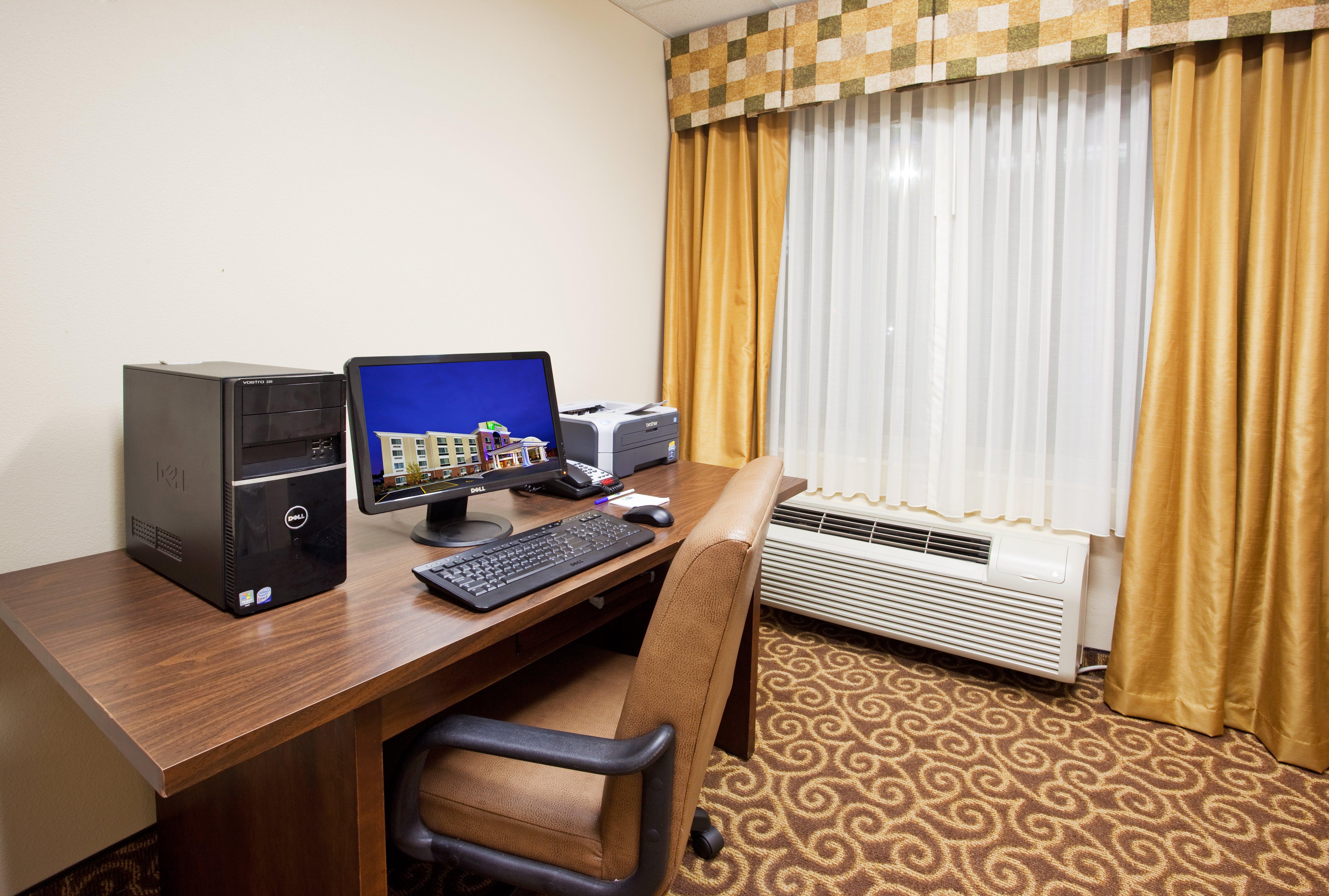 Holiday Inn Express & Suites Niagara Falls, An Ihg Hotel Екстер'єр фото